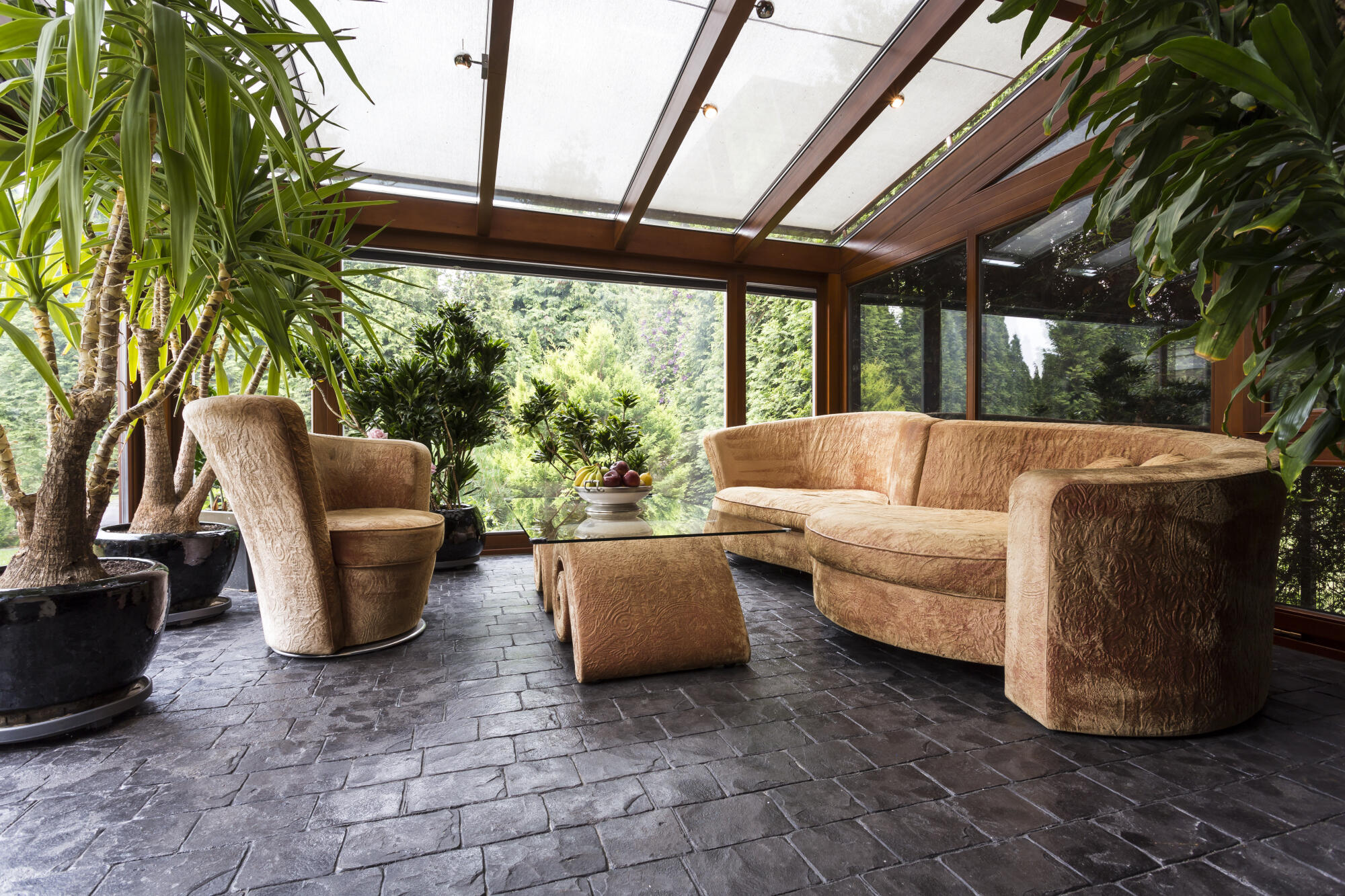 Relax in All-Day Comfort with Stylish Seating