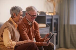 How to Choose and Access a Comfortable, Secure Suite in Senior Living