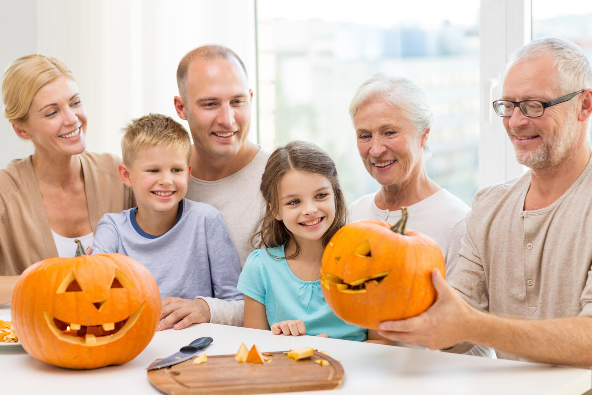 Spooky Family Fun: Activities Older Adults and Grandchildren Will Love