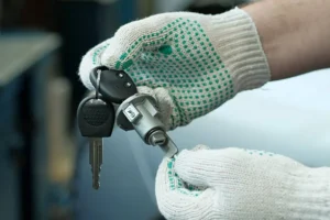 Auto locksmiths