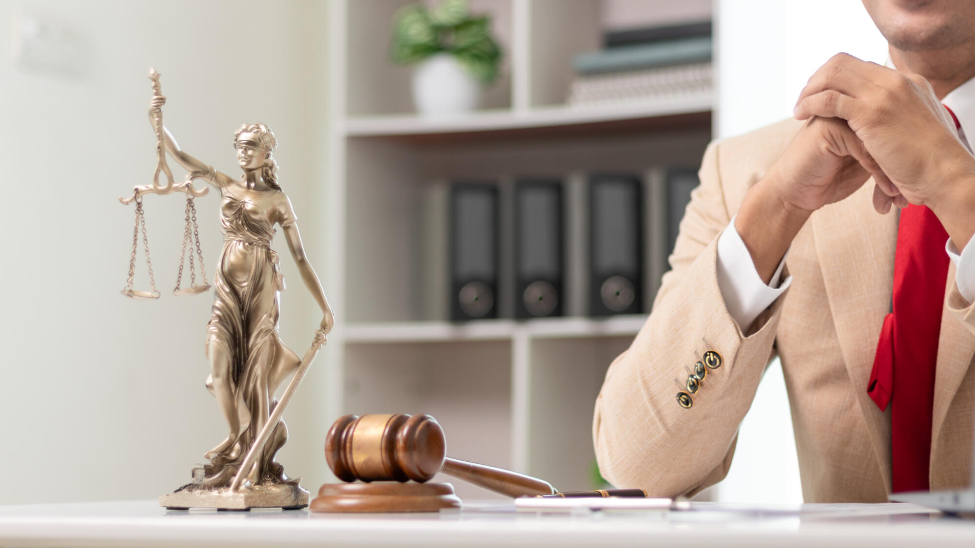 How Legal Support Services Simplify Court Proceedings